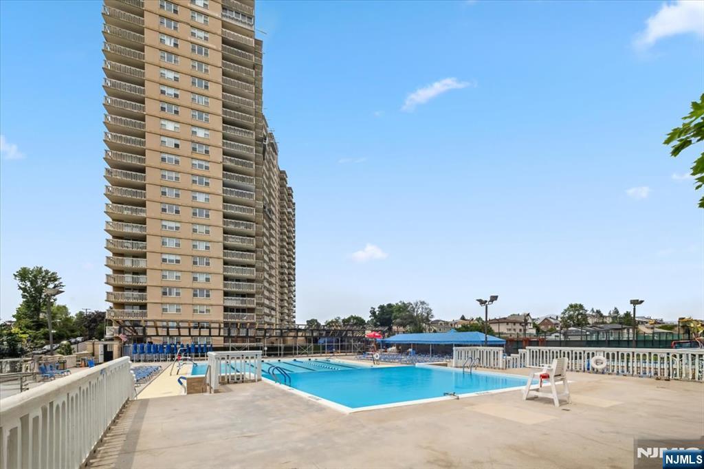 $239,500 Co-op