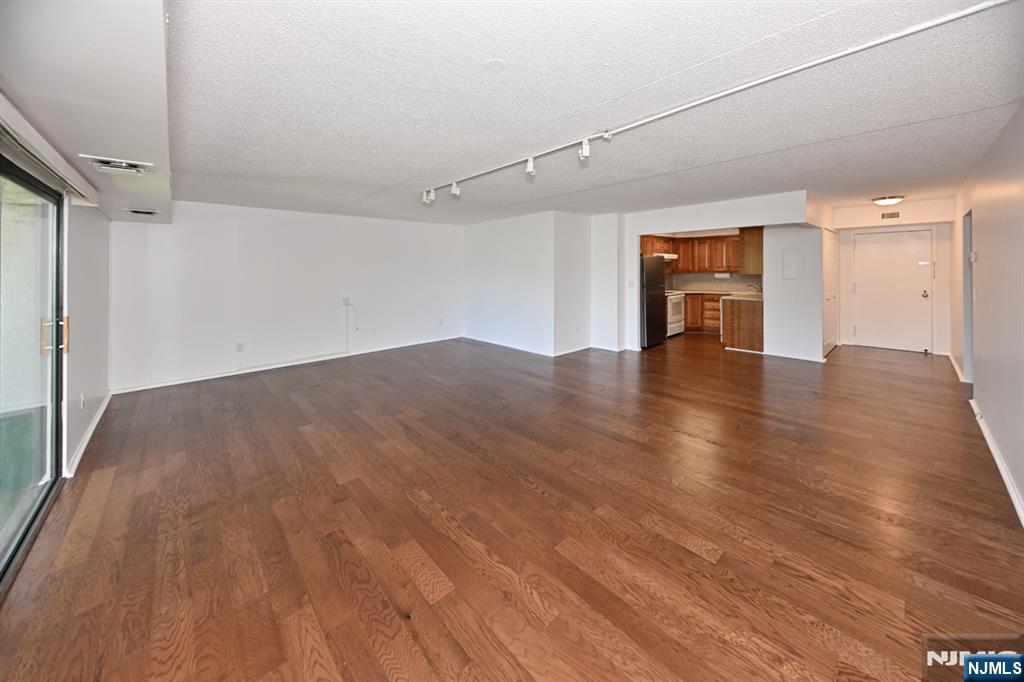 Homes for sale in River Vale, NJ | 521 Piermont Ave #417A, River Vale, NJ 07675 | MLS# 25028950