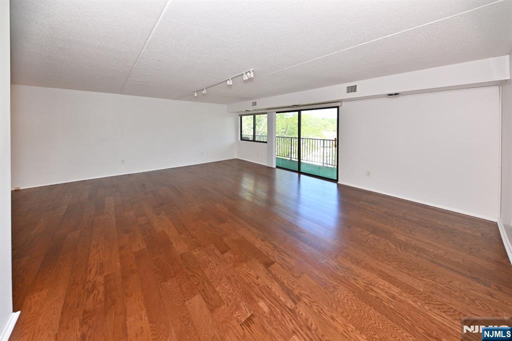 Homes for sale in River Vale, NJ | 521 Piermont Ave #417A, River Vale, NJ 07675 | MLS# 25028950