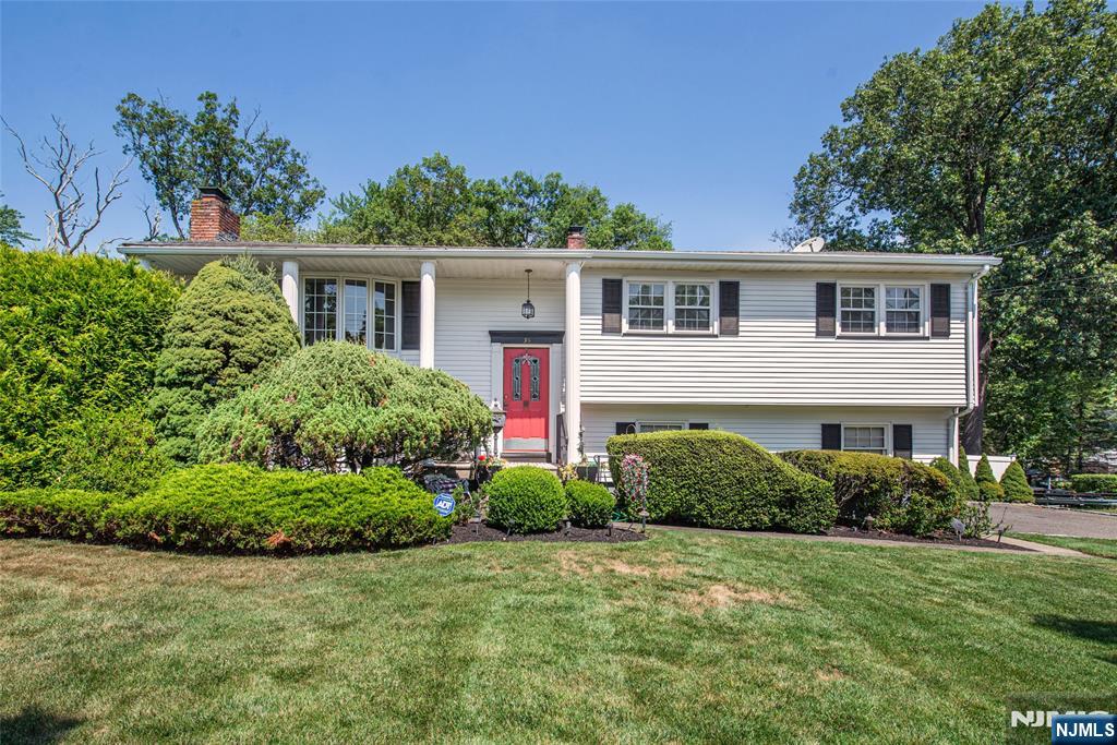 $755,000 Bi-Level