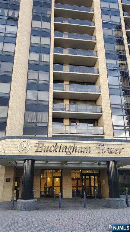 Homes for sale in Fort Lee, NJ | 800 Palisade Ave #23B, Fort Lee, NJ 07024 | MLS# 25029040