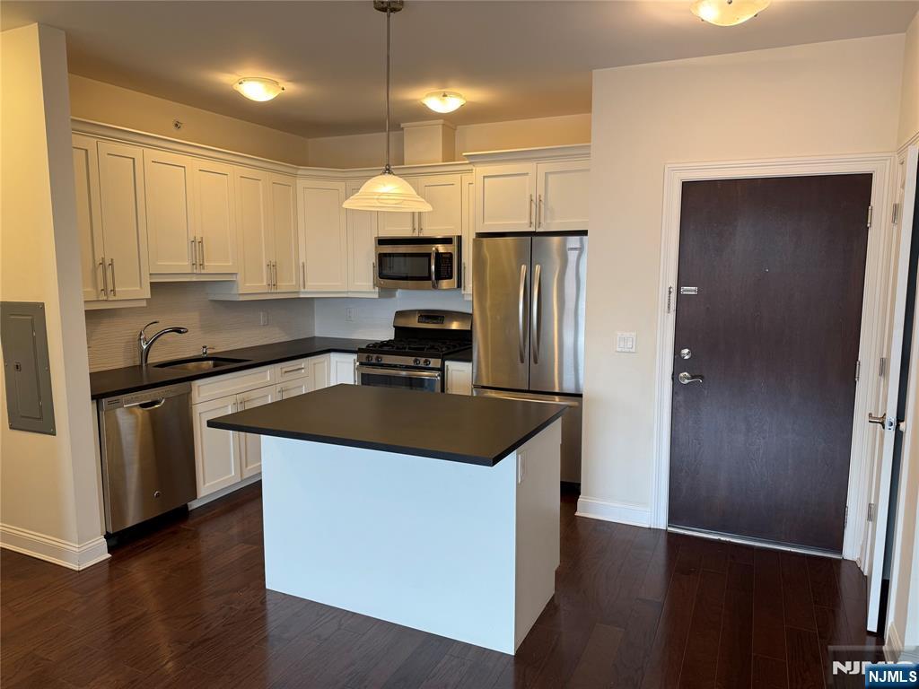 CLIFFSIDE PARK Properties