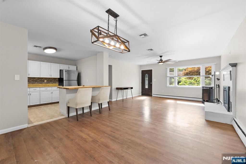 Homes for sale in Jefferson Township, NJ | 7 Pawnee Trl, Jefferson Township, NJ 07438 | MLS# 25029099