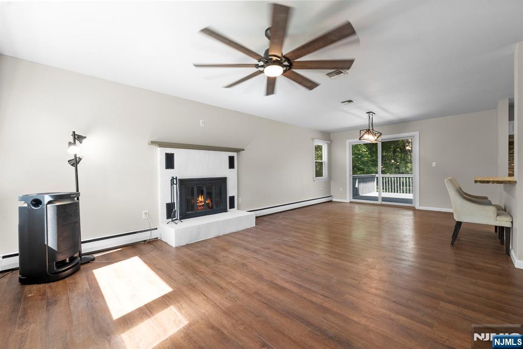 Homes for sale in Jefferson Township, NJ | 7 Pawnee Trl, Jefferson Township, NJ 07438 | MLS# 25029099