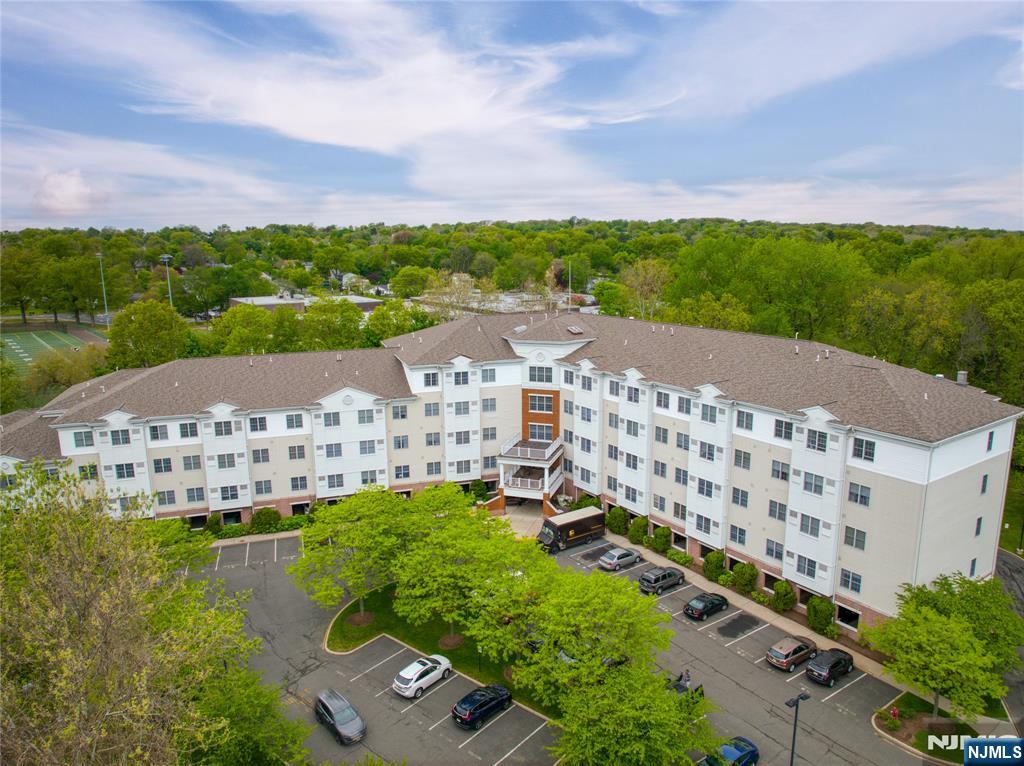 $425,000 Co-op