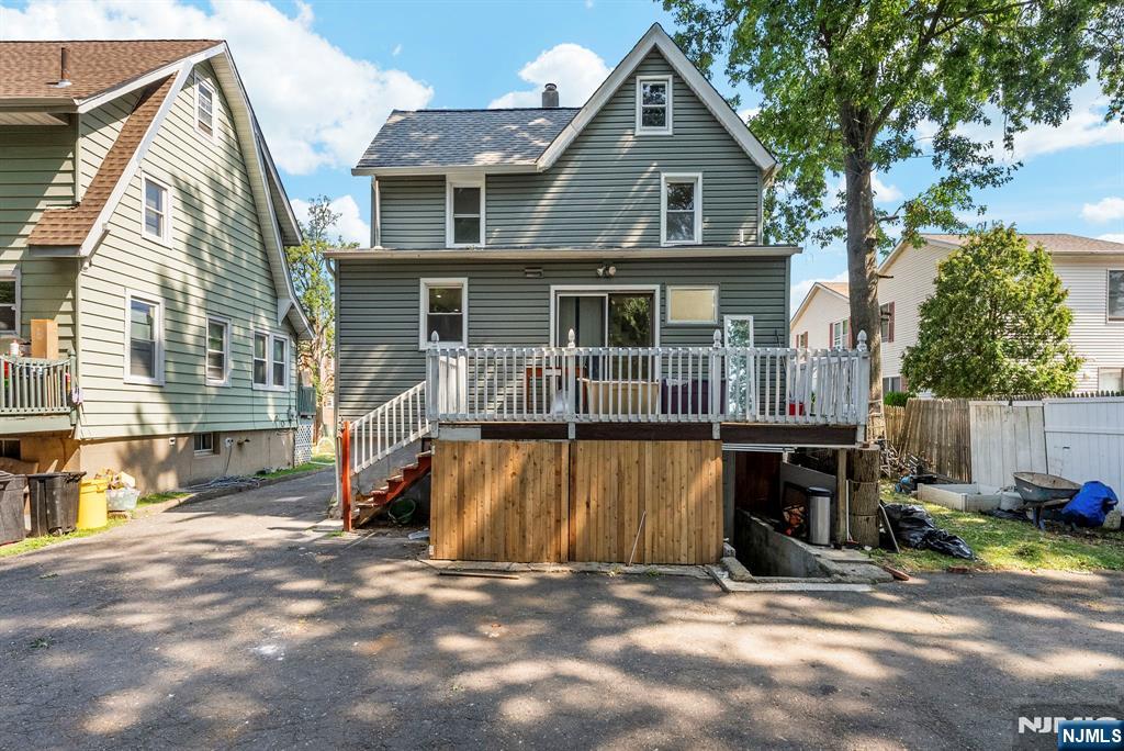 Homes for sale in Teaneck, NJ | 193 Fort Lee Rd, Teaneck, NJ 07666 | MLS# 25029169