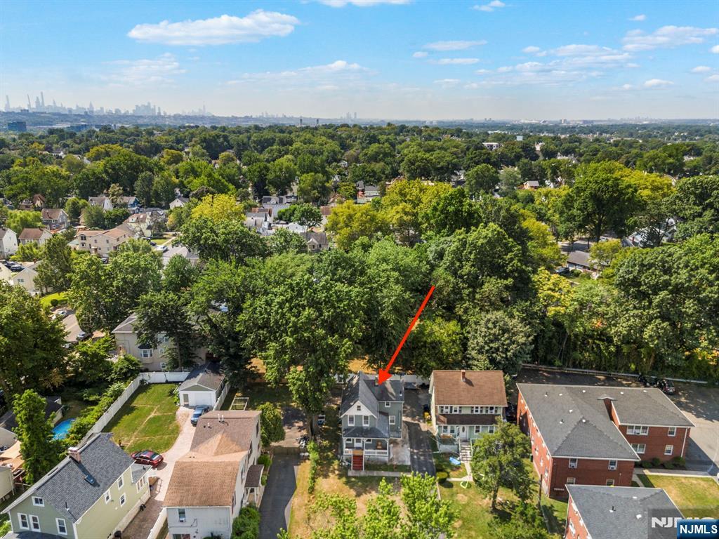 Homes for sale in Teaneck, NJ | 193 Fort Lee Rd, Teaneck, NJ 07666 | MLS# 25029169