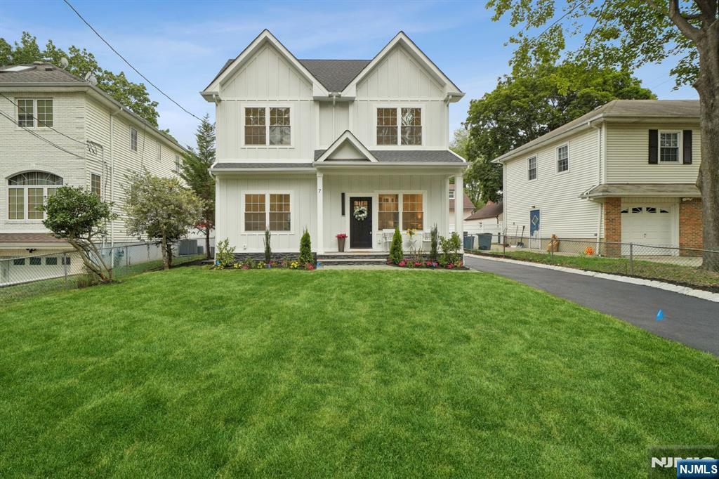 Homes for sale in Livingston, NJ | 7 Franklin Ave, Livingston, NJ 07039 | MLS# 25029172