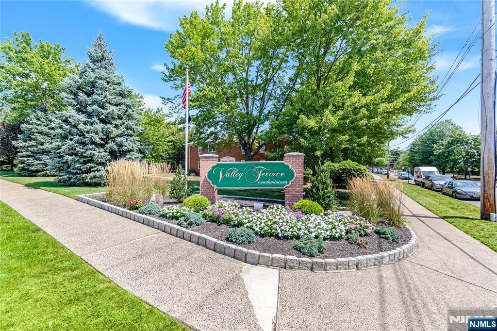 $299,999 Condo