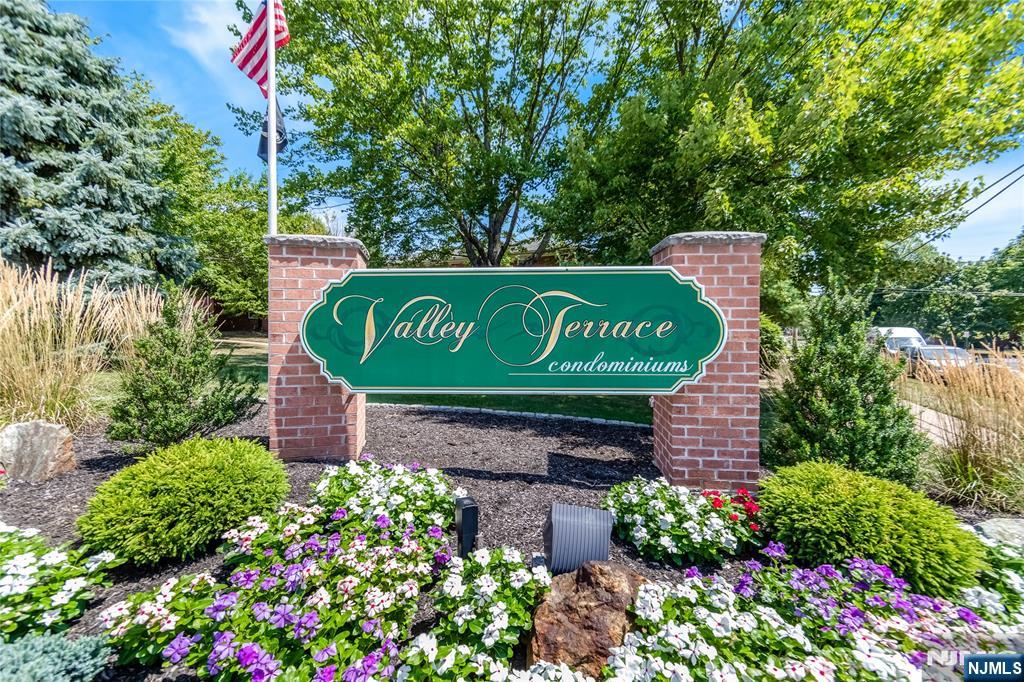 Homes for sale in Wayne, NJ | 1120 Valley Rd #1B, Wayne, NJ 07470 | MLS# 25029185