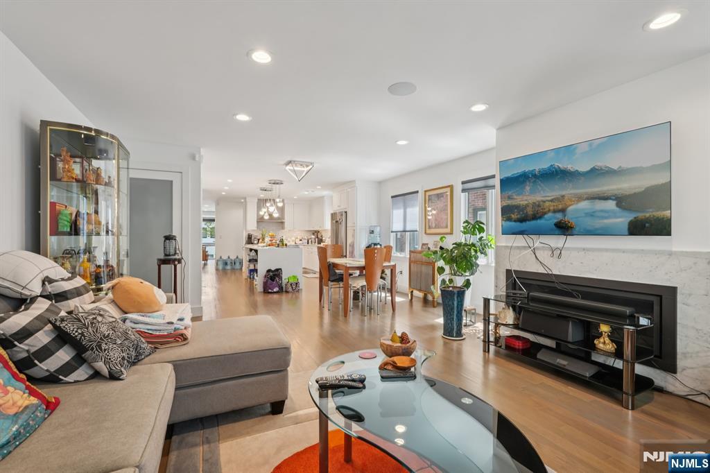 Homes for sale in Edgewater, NJ | 746 Undercliff Ave #A, Edgewater, NJ 07020 | MLS# 25029192