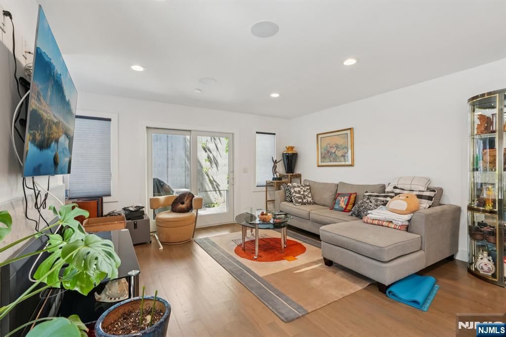 Homes for sale in Edgewater, NJ | 746 Undercliff Ave #A, Edgewater, NJ 07020 | MLS# 25029192