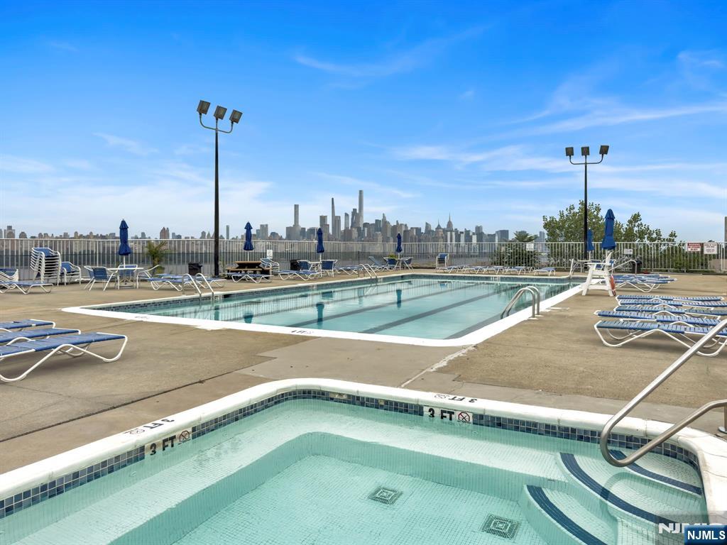 Homes for sale in North Bergen, NJ | 8450 Boulevard E #1E, North Bergen, NJ 07047 | MLS# 25029196