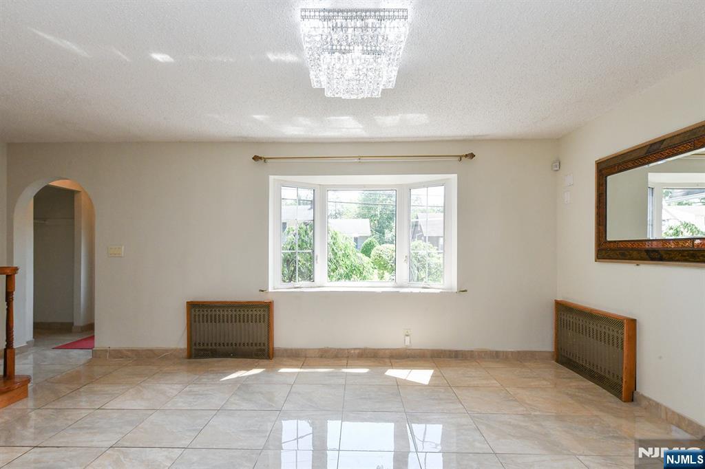 Homes for sale in Dumont, NJ | 156 E Linden Ave, Dumont, NJ 07628 | MLS# 25029229