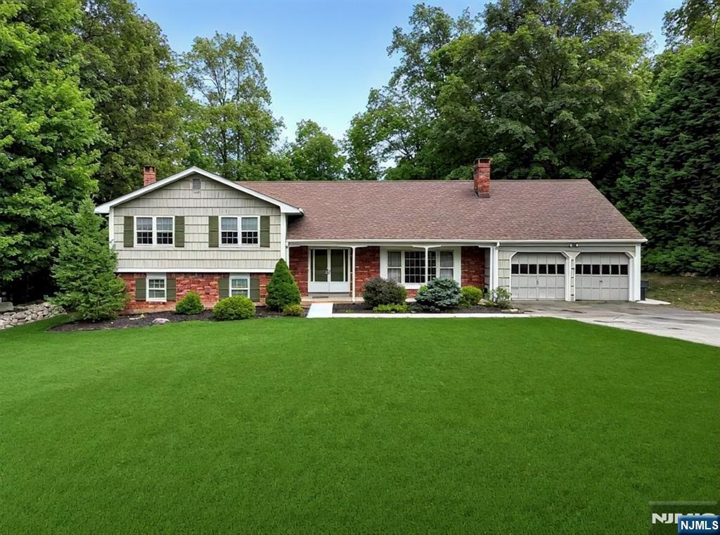 5 Powderhorn Drive, Kinnelon Borough, NJ 07405 Listing Photo  0