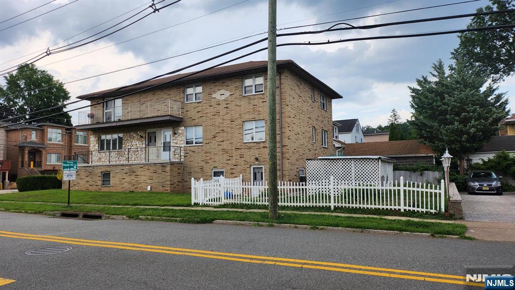 Homes for sale in Palisades Park, NJ | 302 E Harriet Ave, Palisades Park, NJ 07650 | MLS# 25029390