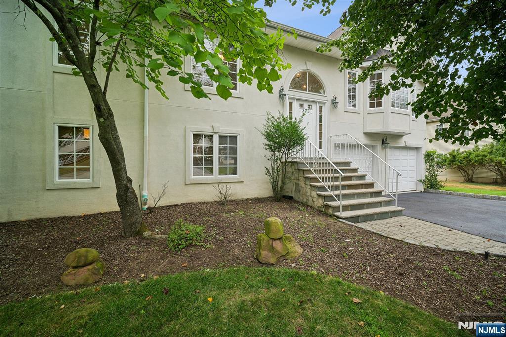 Homes for sale in Cresskill, NJ | 373 Piermont Rd, Cresskill, NJ 07626 | MLS# 25029428