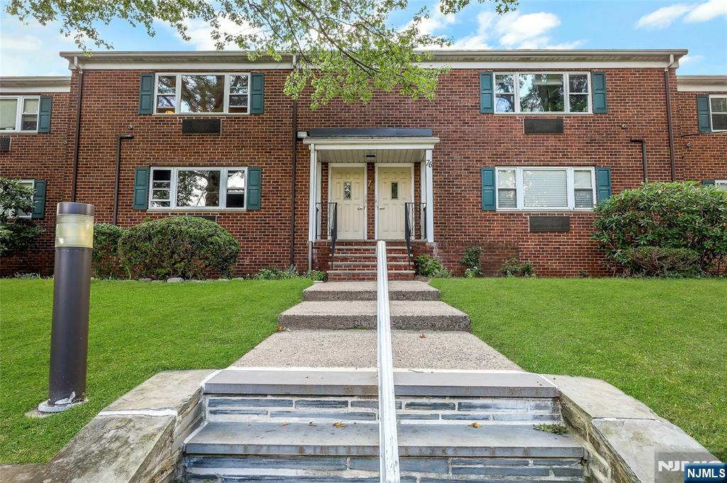 Homes for sale in Tenafly, NJ | 76 Franklin St #B, Tenafly, NJ 07670 | MLS# 25029477