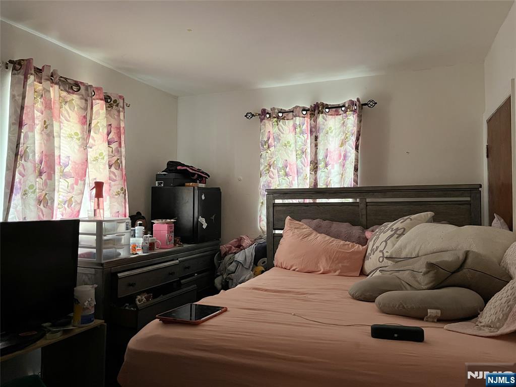 Homes for sale in Newark, NJ | 50 Halstead St, Newark, NJ 07106 | MLS# 25029500