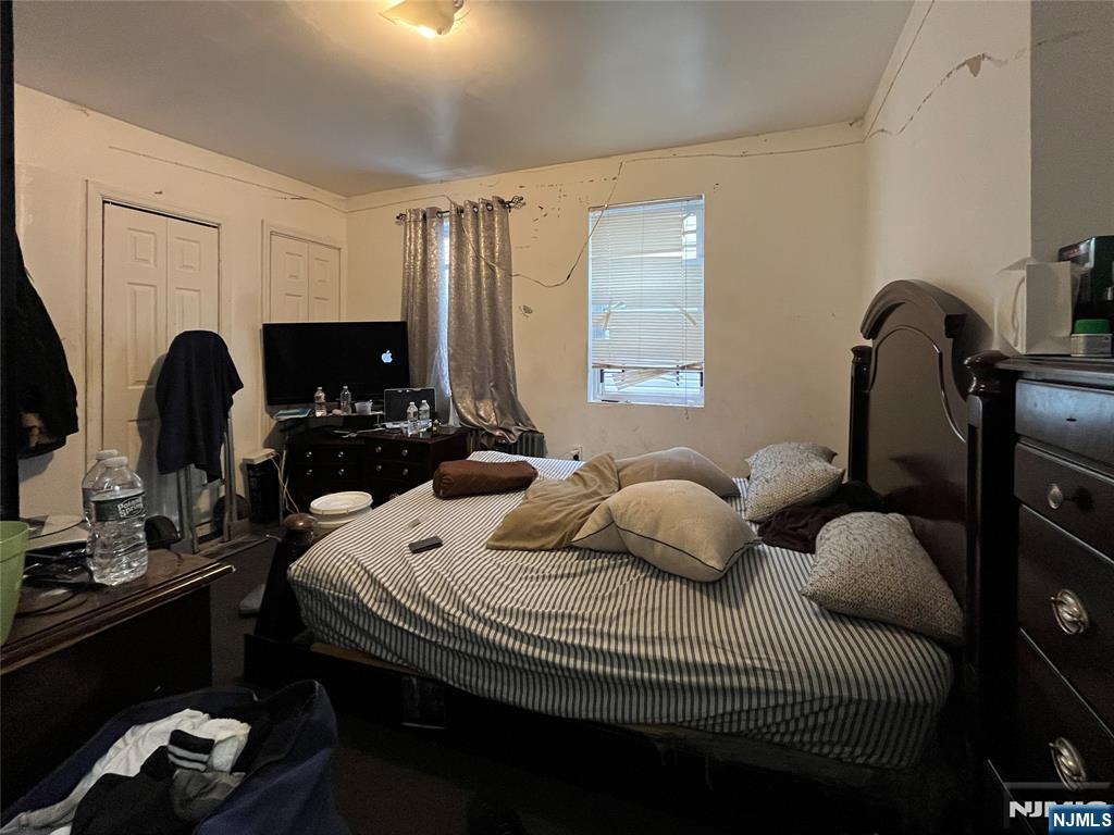 Homes for sale in Newark, NJ | 50 Halstead St, Newark, NJ 07106 | MLS# 25029500