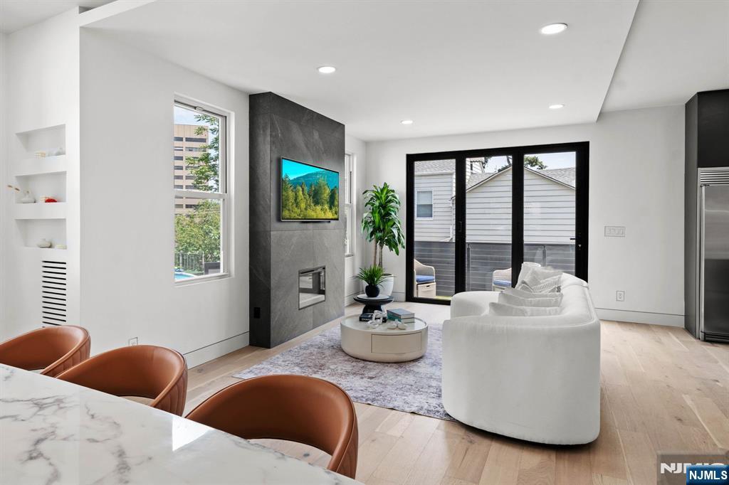 Homes for sale in Rutherford, NJ | 33 Elycroft Pkwy, Rutherford, NJ 07070 | MLS# 25029549