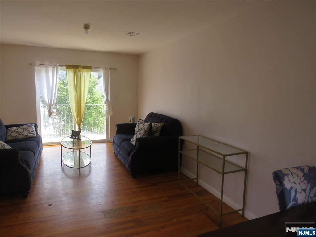 Homes for sale in Newark, NJ | 267 9Th St, Newark, NJ 07103 | MLS# 25029566