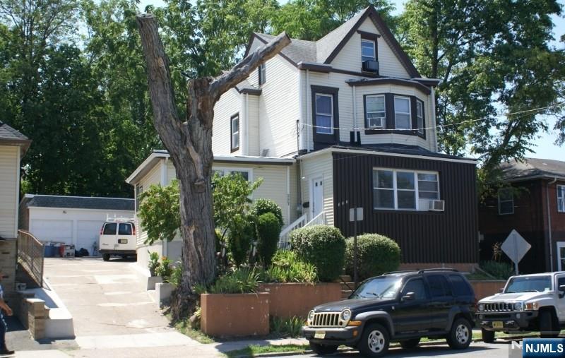 $619,000 Split Level