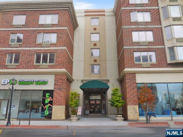 $404,900 Condo