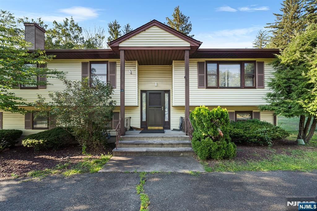 $650,000 Split Level