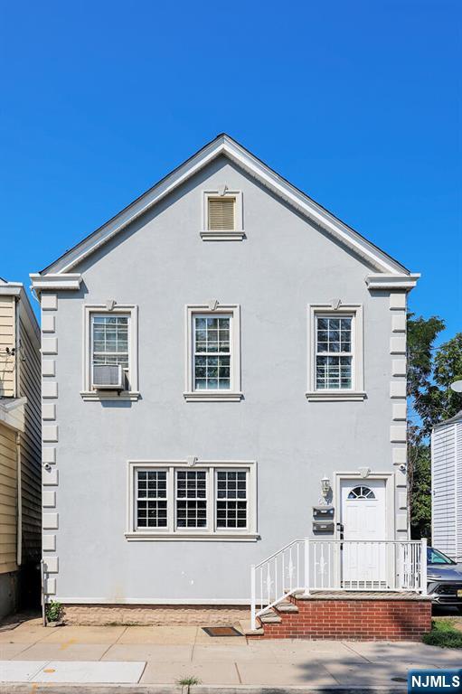 Homes for sale in Orange, NJ | 547 Cary St, Orange, NJ 07050 | MLS# 25029686