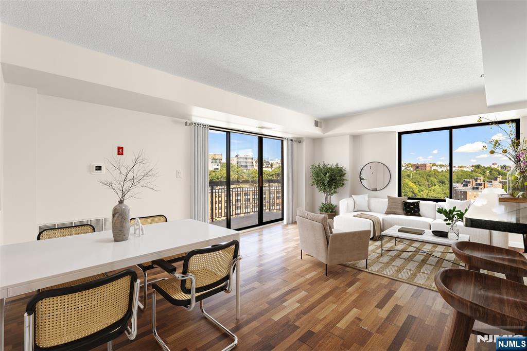 $910,000 Condo