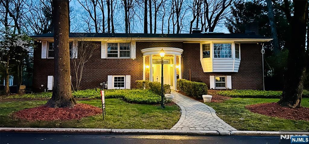 Homes for sale in Englewood Cliffs, NJ | 30 Reiner Pl, Englewood Cliffs, NJ 07632 | MLS# 25029783