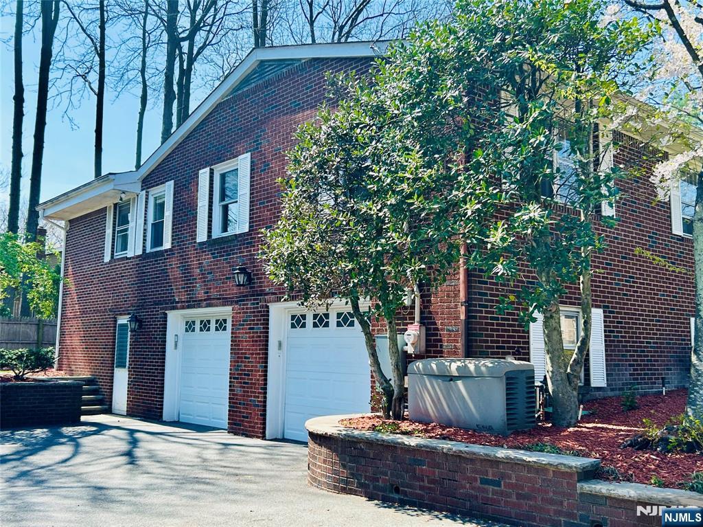 Homes for sale in Englewood Cliffs, NJ | 30 Reiner Pl, Englewood Cliffs, NJ 07632 | MLS# 25029783