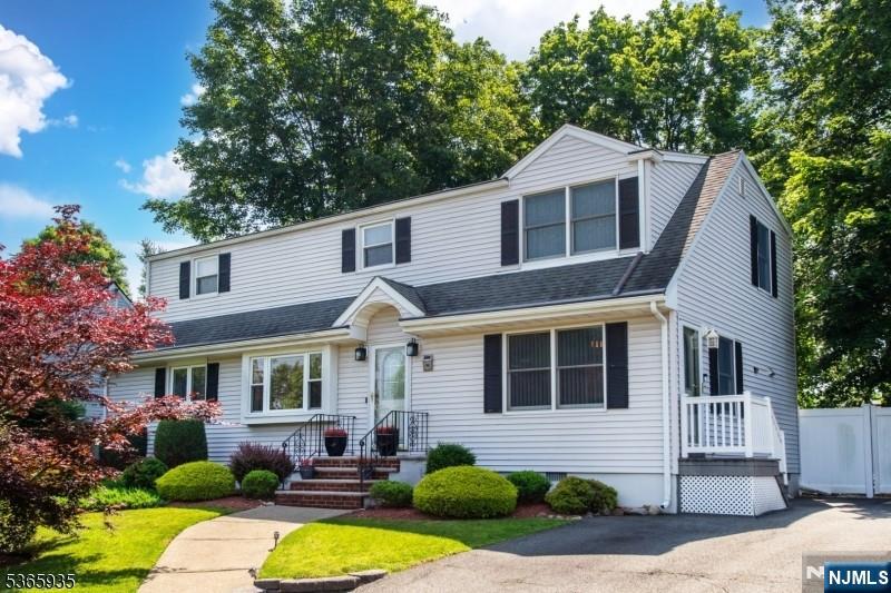$699,900 Cape Cod