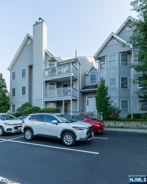 $400,000 Condo