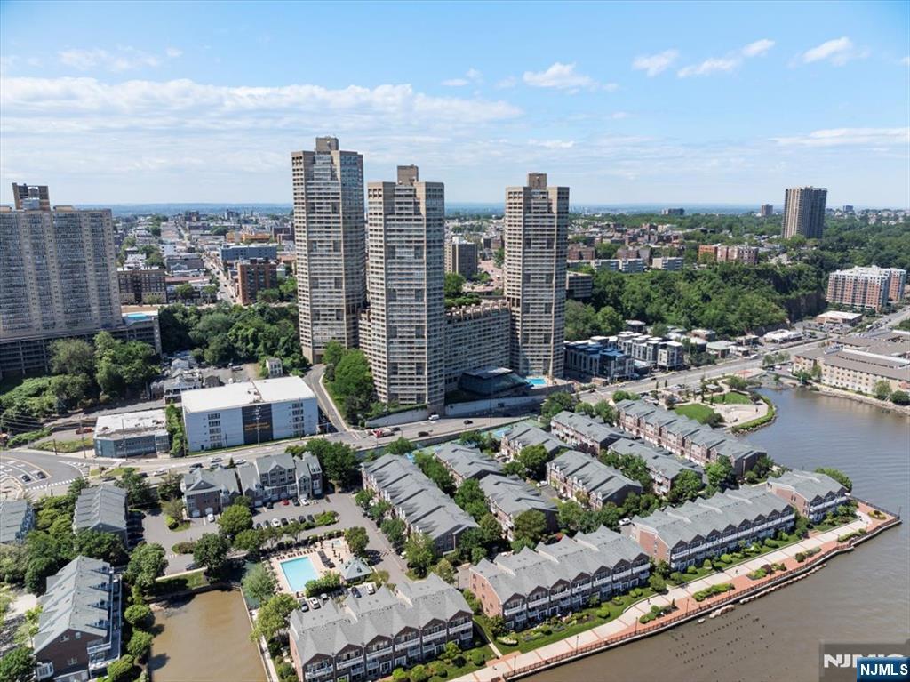 Homes for sale in Guttenberg, NJ | 7002 Jfk Blvd E #27F, Guttenberg, NJ 07093 | MLS# 25029869