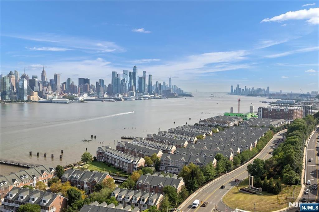 Homes for sale in Guttenberg, NJ | 7002 Jfk Blvd E #27F, Guttenberg, NJ 07093 | MLS# 25029869