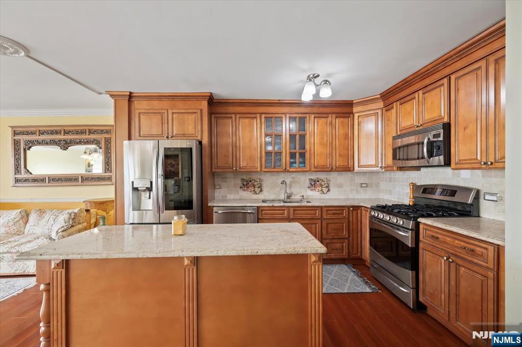 Homes for sale in Guttenberg, NJ | 7002 Jfk Blvd E #27F, Guttenberg, NJ 07093 | MLS# 25029869