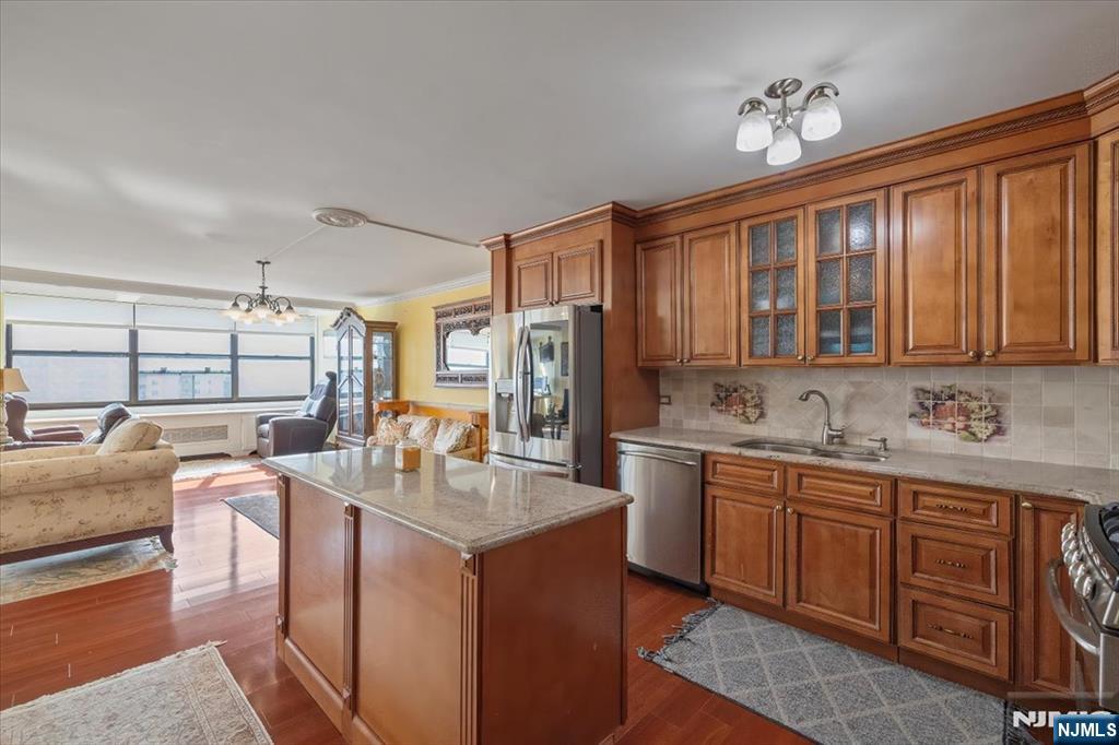 Homes for sale in Guttenberg, NJ | 7002 Jfk Blvd E #27F, Guttenberg, NJ 07093 | MLS# 25029869