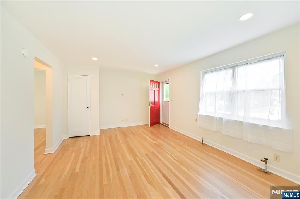 Homes for sale in Hackensack, NJ | 461 Heath Pl #23, Hackensack, NJ 07601 | MLS# 25029927