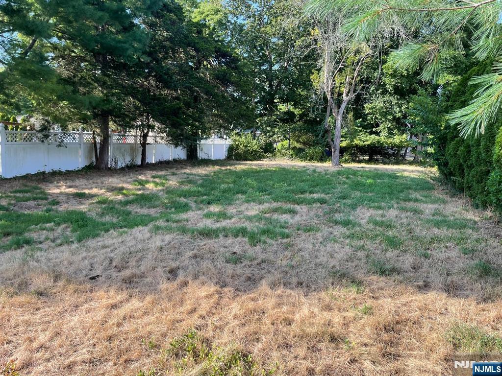 Homes for sale in Twp Of Washington, NJ | 662 Jefferson Ave, Twp Of Washington, NJ 07676 | MLS# 25029946