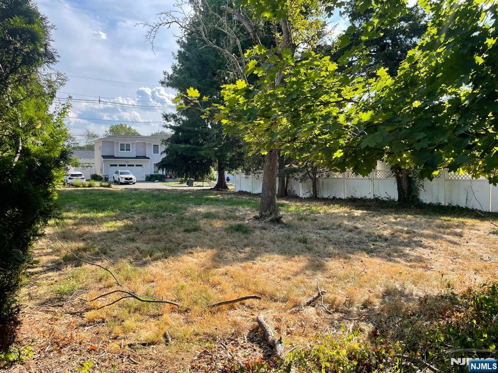 Homes for sale in Twp Of Washington, NJ | 662 Jefferson Ave, Twp Of Washington, NJ 07676 | MLS# 25029946