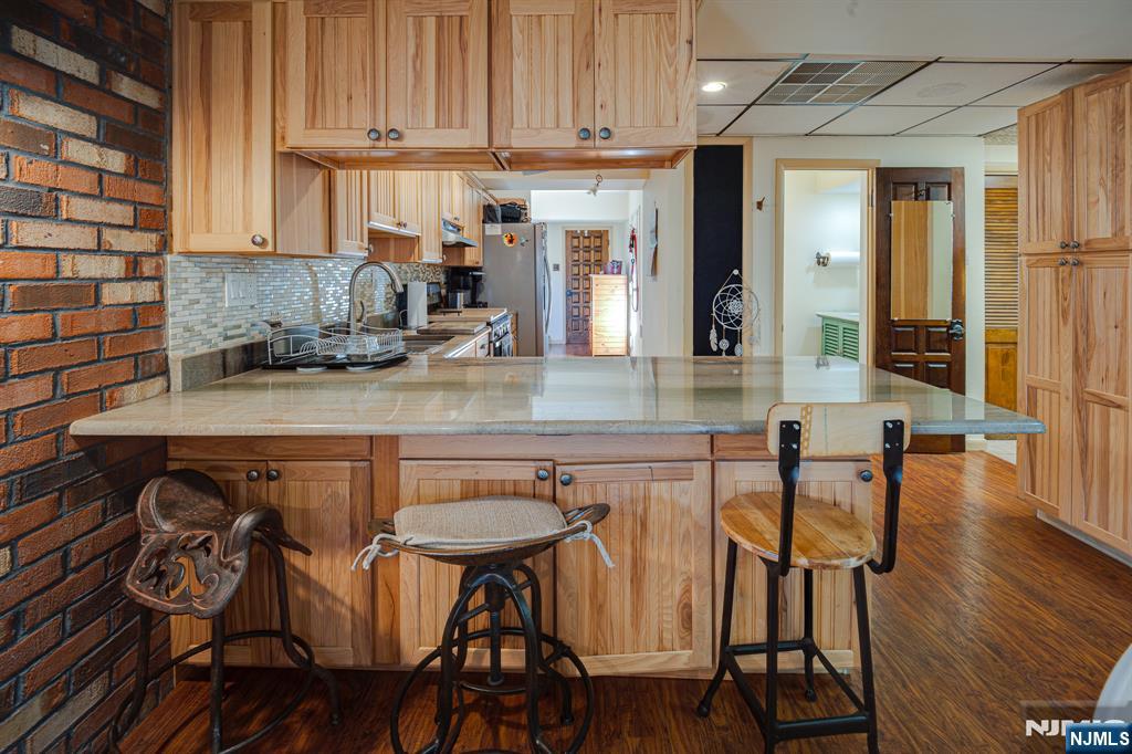 Homes for sale in Secaucus, NJ | 3 Acorn Rd, Secaucus, NJ 07094 | MLS# 25029953