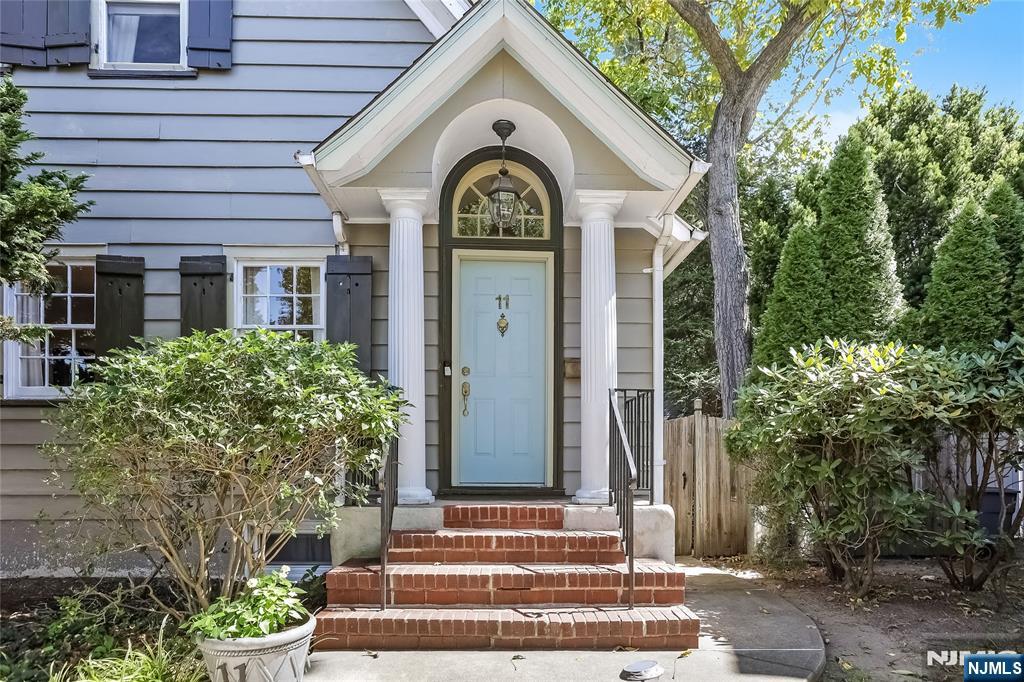 Homes for sale in Westwood, NJ | 11 Park Pl, Westwood, NJ 07675 | MLS# 25029996