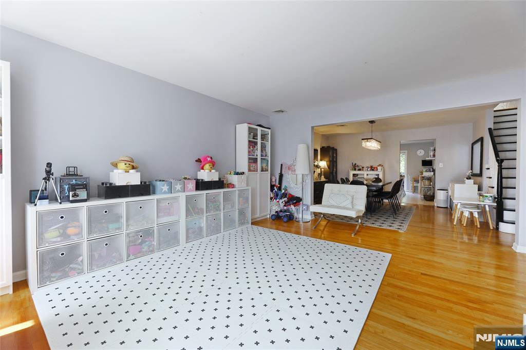 Homes for sale in Fort Lee, NJ | 2445 6Th St, Fort Lee, NJ 07024 | MLS# 25030001