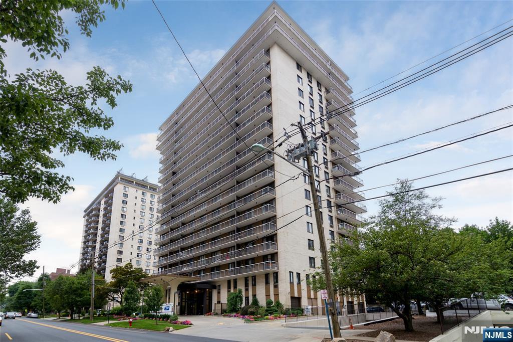 Homes for sale in Hackensack, NJ | 151 Prospect Ave #3C, Hackensack, NJ 07601 | MLS# 25030007