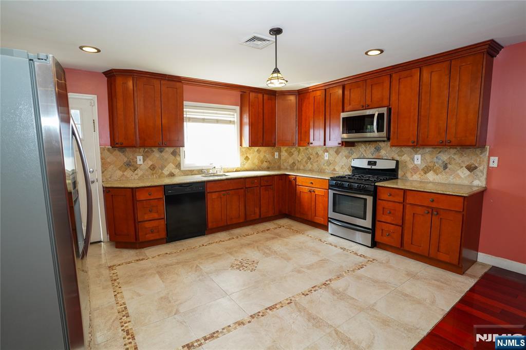 Homes for sale in Clifton, NJ | 341 Highland Ave, Clifton, NJ 07011 | MLS# 25030025