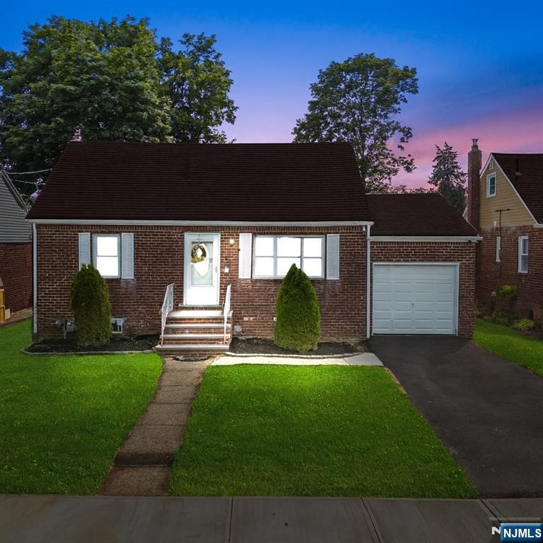$548,888 Cape Cod