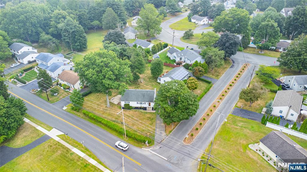 Homes for sale in Roxbury Township, NJ | 1 Gail Dr, Roxbury Township, NJ 07876 | MLS# 25030130