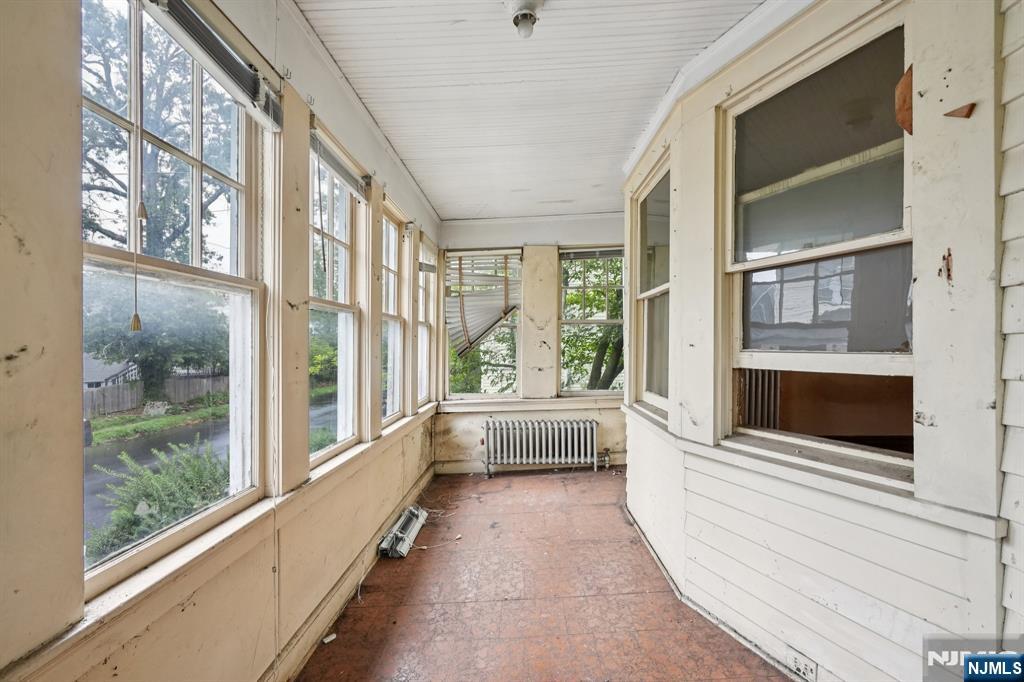 Homes for sale in Maplewood, NJ | 61 Concord Ave, Maplewood, NJ 07040 | MLS# 25030165